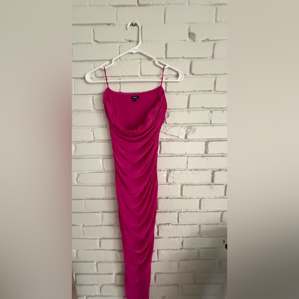 Express hot pink tube dress.